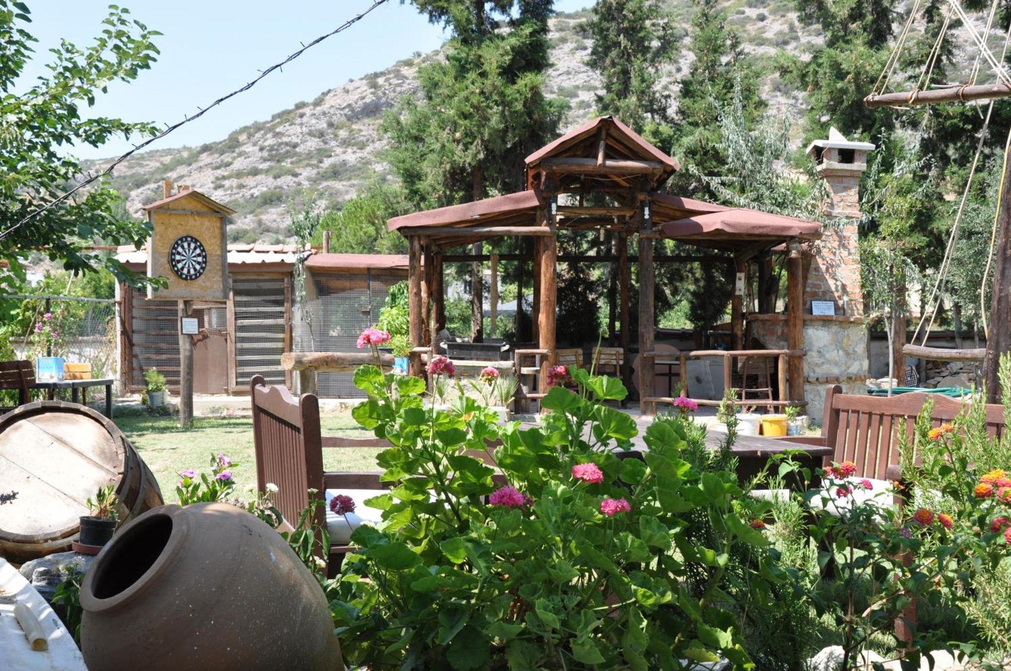 Mursel Garden Hotel Kusadası Exteriör bild