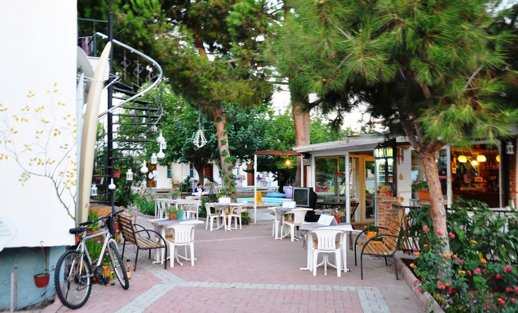 Mursel Garden Hotel Kusadası Exteriör bild